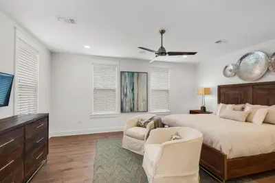 Randy Wise Homes Inc - Custom Cabinets & Cabinetry in Niceville, FL