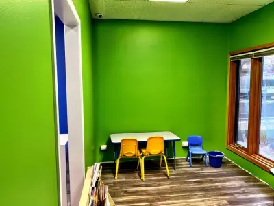 Business establishment by Active Painting