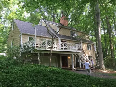 Revitalization of Cedar Siding in Great Falls, VA by Hömm Certified Painting Systems