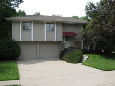 Scotts Painting & Staining Inc - Carpentry & Woodworking in Omaha, NE