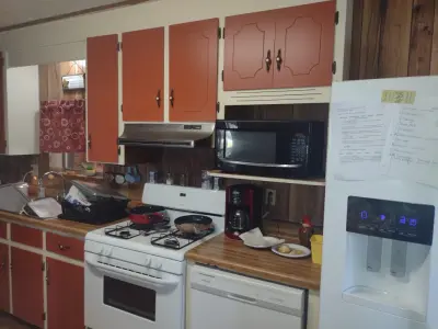 Crystal's Painting Services - House Painting Services in Donalsonville, GA