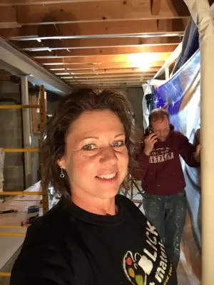 Holly Carey Art - House Painting Services in Bellevue, NE