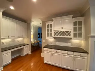 Hue Got It" Painting - Flooring Installation Services in Odessa, TX