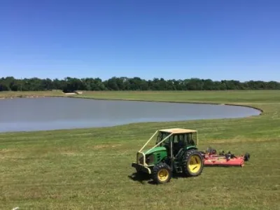 Stronghold Vegetation Management - Land Cleaning in Rosharon, TX