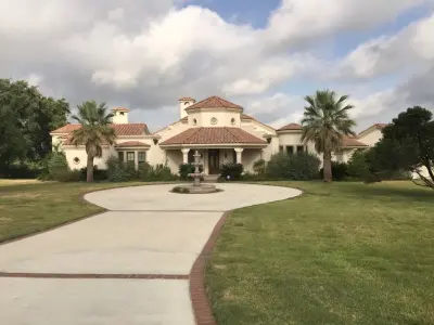 Reynolds Pro Painters - Interior Design & Decorating in San Antonio, TX