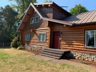 Boughton Log Home & Painting Restoration LLC - Custom Home Builders in Springfield, OR