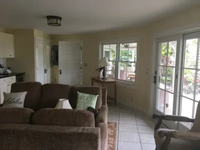Nalu's Painting LLC - Tile & Stone Installation Services in Kula, HI