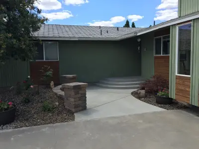 Jesses lawn maintenance - Custom Home Builders in Kennewick, WA