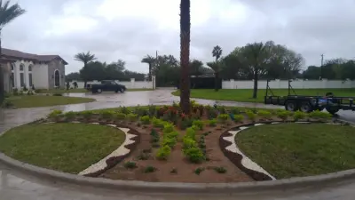Muñoz Garden Center Inc. - Tree & Shrub Care in Mcallen, TX