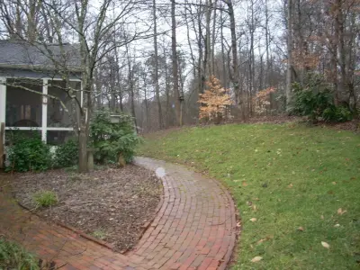 Pinnacle Land Managment, Inc. - Tree & Shrub Care in Knoxville, TN