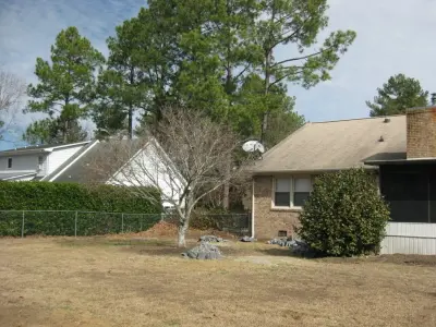 Earth Art Landscaping Inc. - Tree & Shrub Care in New Bern, NC