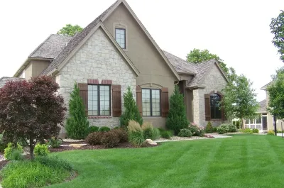 Green Lawn, Inc. - Landscape Construction in Shawnee, KS