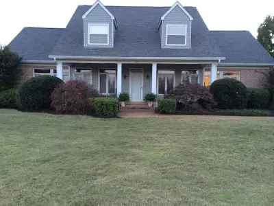 Camp Lawn Care, Landscaping, & Tree Services - Tree & Shrub Care in Hernando, MS