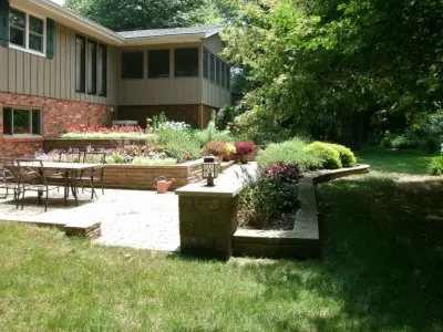 Kelch Turf Farm & Landscaping - Tree & Shrub Care in Edwards, IL
