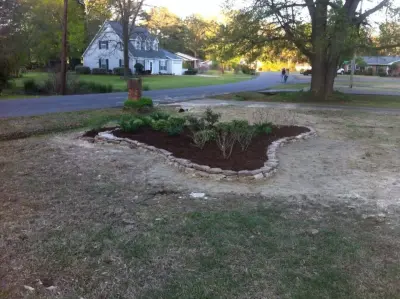 Spencer Landscapes And Designs, LLC - Tree Planting & Transplanting in Amory, MS