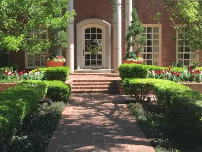 El Jardin Fine Gardens and Landscapes - Design-Build Services in Midland, TX