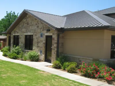 Paradise Lawns - Tree & Shrub Care in Lubbock, TX