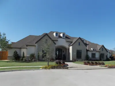 Paradise Lawns - Tree & Shrub Care in Lubbock, TX
