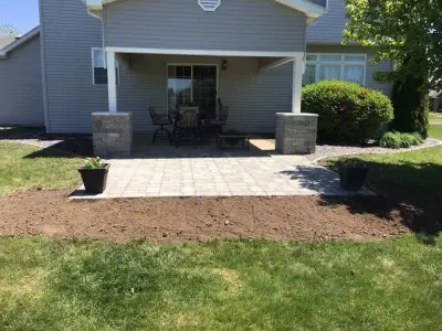 Zehr Property Maintenance - Tree & Shrub Care in Peoria, IL