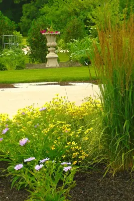 Premier Garden Design - Custom Home Builders in Congerville, IL