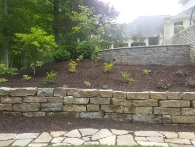 Cuttin' It Close Lawn Care and Landscaping - Tree & Shrub Care in Peoria, IL