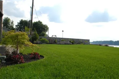 Owensboro Modern Art — Landscape Construction project by Landscapes By Dallas Foster, Inc