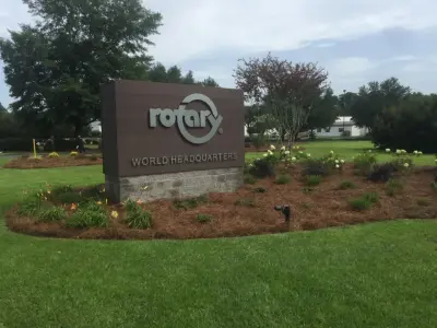Creativescapes - Tree & Shrub Care in Glennville, GA