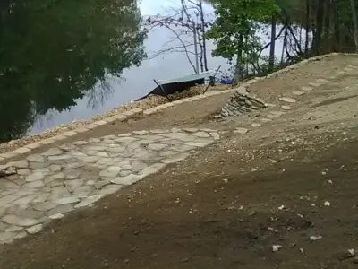 Lakeside Terrace — Landscape Construction project by 2 J's & Sons
