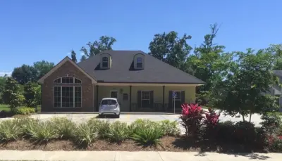 Twisted Vines Lawn & Landscaping - Tree & Shrub Care in Lake Charles, LA