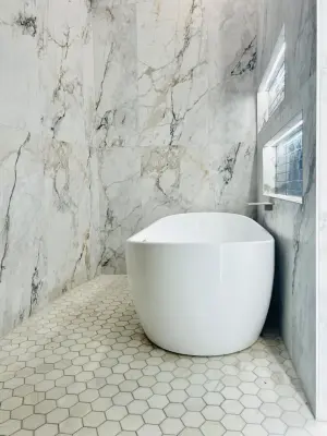 LYNNWOOD MASTER BATHROOM — Home Renovation & Remodeling Services project by J&c Contractors, LLC