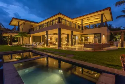Blue Phoenix Construction - Custom Home Builders in Waimea, HI