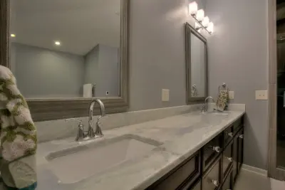 Distinct Homes - Custom Home Builders in Omaha, NE