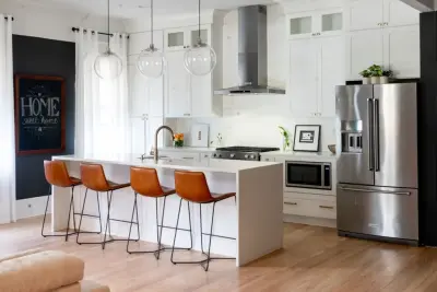 Contemporary Soft Kitchen in Atlanta — Kitchen Remodeling project by Rosa Moreno Kitchens