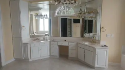 Kristin Sangiolo - Bathroom Remodeling in Millstadt, IL
