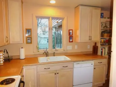 Traditional Kitchen — Kitchen Remodeling project by Chris Van Genechten - Kitchen & Bath Design