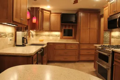 Dick's Custom Cabinets - Countertop Installation Services in Cornell, IL