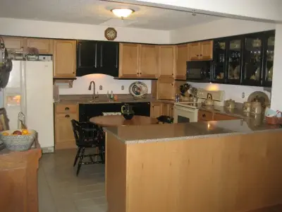 Lisa McCoy, Lowe's Home Improvement - Bathroom Remodeling in Clarksville, IN
