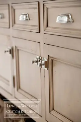 Fresh Seabury — Kitchen Remodeling project by Lewis & Weldon Custom Kitchens