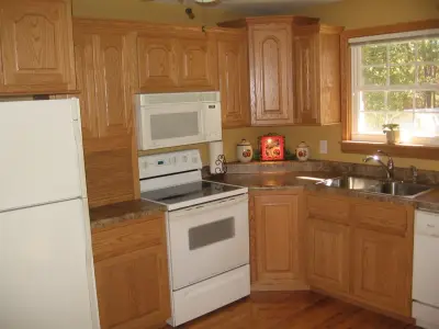 Oakwood Country Kitchen — Kitchen Remodeling project by Procraft Woodworks
