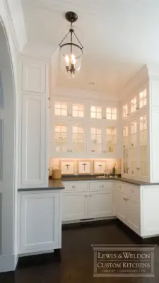 Tattered Shore — Kitchen Remodeling project by Lewis & Weldon Custom Kitchens