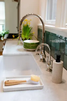 A serene and vibrant kitchen — Kitchen Remodeling project by MadDesigns Kitchen, Bath, Interiors