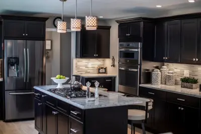 A Distinctive Kitchen for "Rowdy" Family Enjoyment — Kitchen Remodeling project by J2 Design Studio