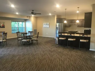Independent Paint & Flooring - Custom Cabinets & Cabinetry in Mankato, MN