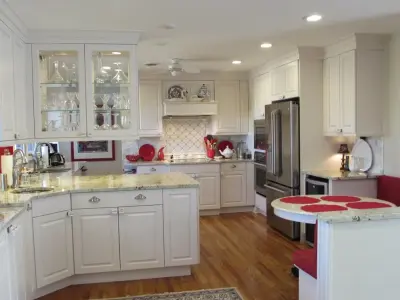 Thumbs Up Designs for Kitchens & Baths - Kitchen Remodeling in Rochester, IL