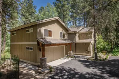 Black Butte Ranch Expansion — Kitchen Remodeling project by Kathleen Donohue, Neil Kelly Co.