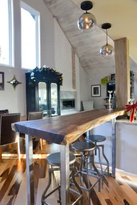 Eclectic Modern Kitchen in Carlsbad — Kitchen Remodeling project by La Costa Cabinets & Design