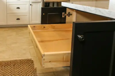 Cranberry Cove Kitchen at Chatham — Kitchen Remodeling project by Lewis & Weldon Custom Kitchens