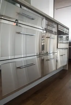 Downtown Chicago II — Kitchen Remodeling project by Dimon Designs, LLC