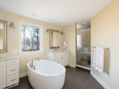 NATIONAL PRIMARY BATHROOM — Kitchen Remodeling project by The Cabinetworks