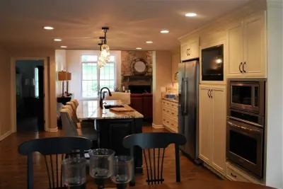 Charming Chagrin Falls Kitchen — Kitchen Remodeling project by Kitchen And Bath Etc.
